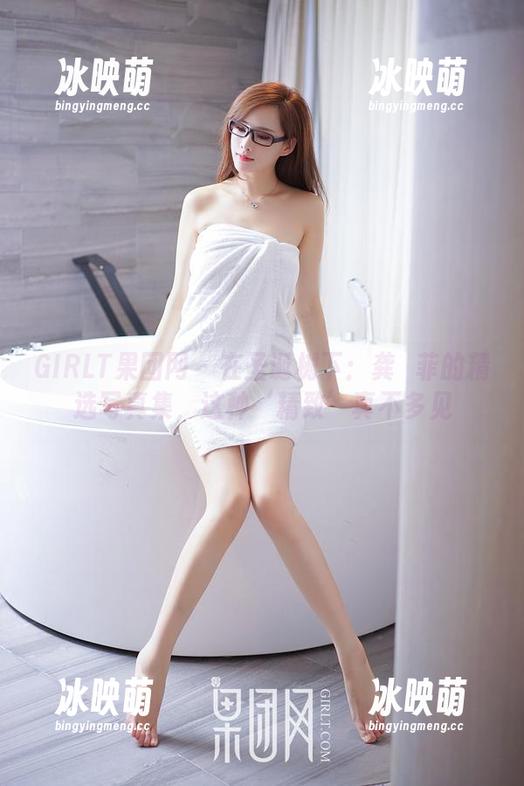 GIRLT果团网 - 在圣诞树下：龚玥菲的精选写真集，这种‘精致’真不多见