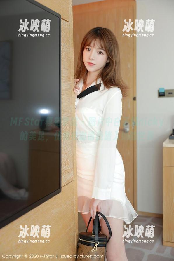 MFStar模范学院 - 图片中白子嫣nicky的美足，仿佛在邀请我踏入她的世界