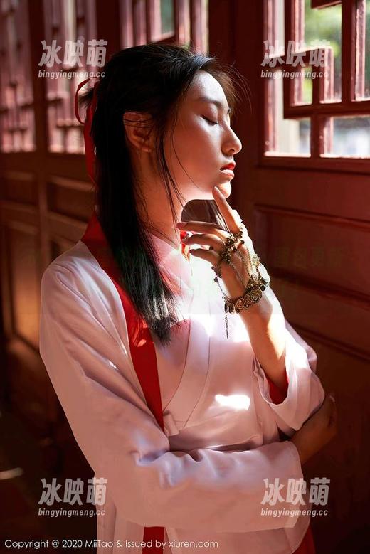 MiiTao蜜桃社 - 陌子Mandy图包更新，妹妹那一瞬间的表情太绝了！