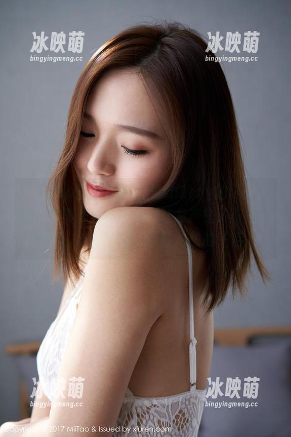 MiiTao蜜桃社 - 雪梨sherry的夏天，她的写真作品集，绝对让我产生了奇怪的共鸣，仿佛回到了那些灼热的午后。