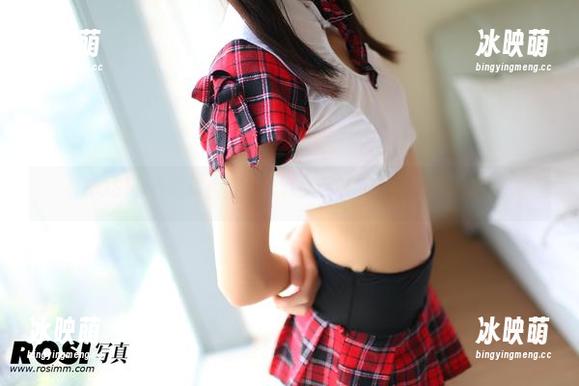 ROSI少女写真合集，谁说少女不可以有点小性感？