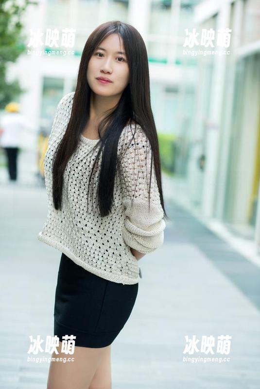TuiGirl推女郎 - 学姐田芯娜：图包里的细节值得你深思！