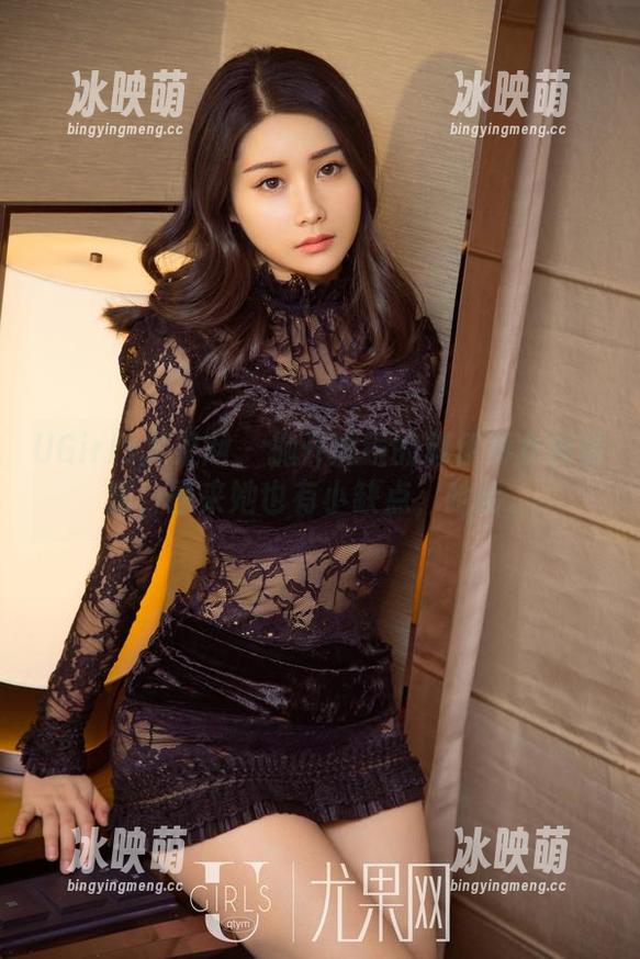 UGirls尤果网 - 抛开滤镜的赵伊彤女神资源，原来她也有小缺点，哈哈。