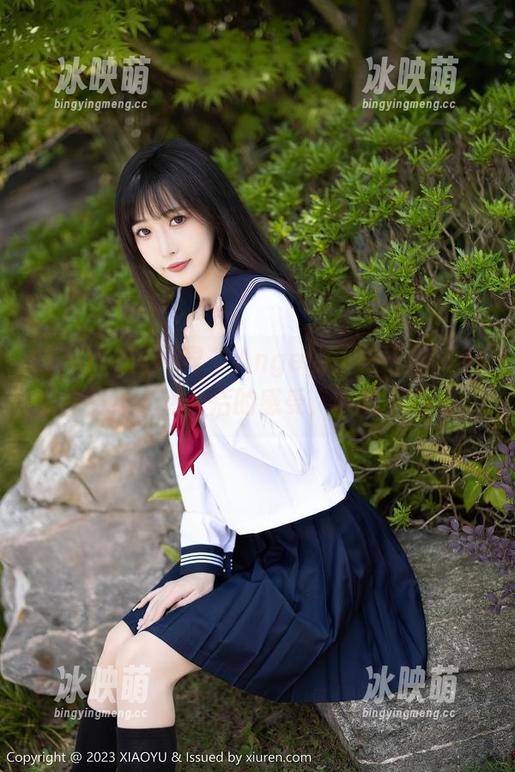 XIAOYU语画界 - Angela小热巴眼镜OL黑丝图集，点开后的感受，下载不后悔！