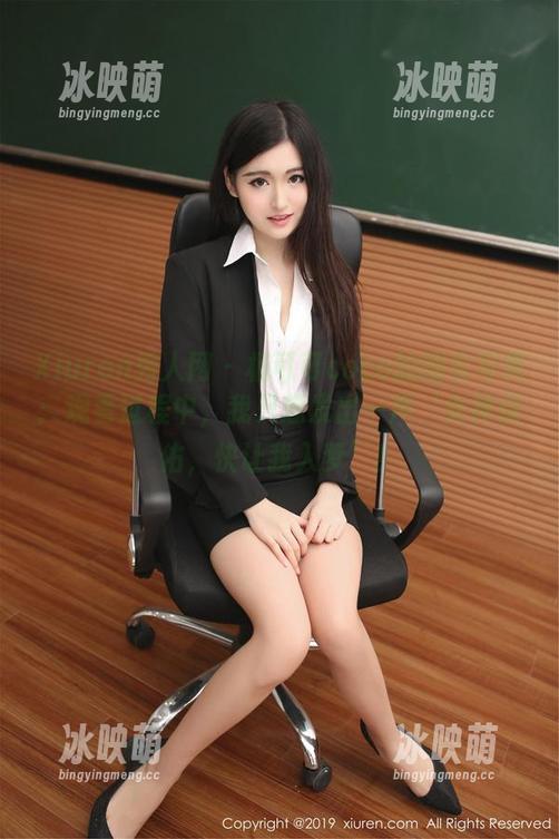 Xiuren秀人网 - 杨可可coco的睡衣写真：观看过程中，我只想发出一声‘女神保佑，快让我入梦’！