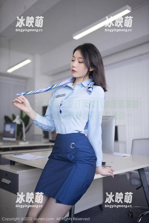 Xiuren秀人网-油田溪溪 Xiuren秀人网 - 夏日救赎!油田溪溪的图包更新,让我怀疑是不是在海边…