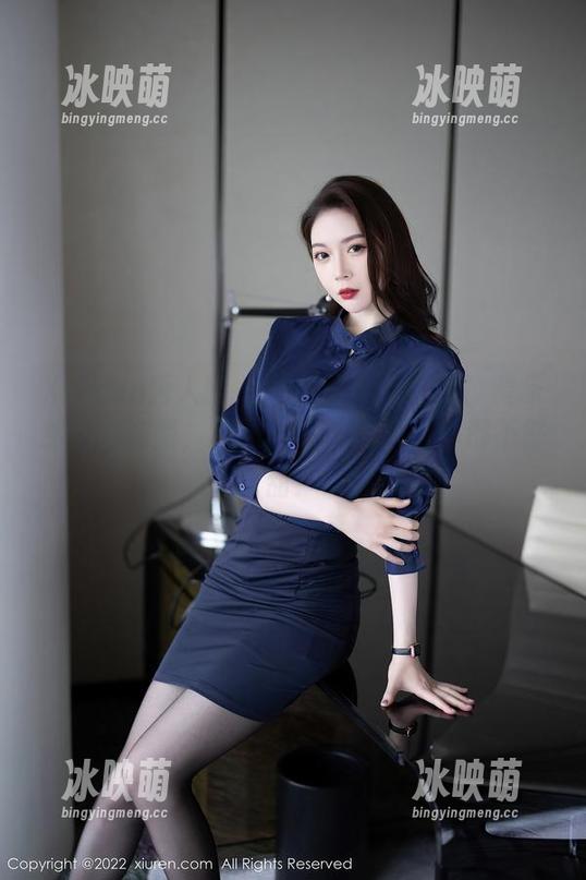 Xiuren秀人网 - 私房图集大揭秘！黄乐然白丝造型，居然让人觉得冰淇淋都不够甜！