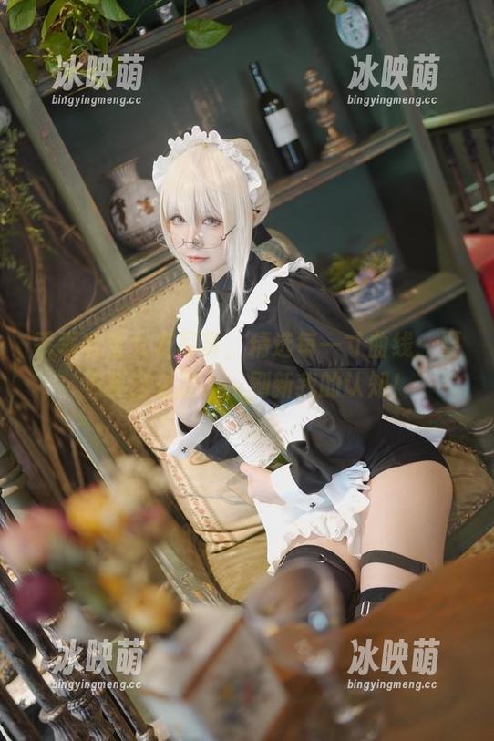 乖乖衣宝女友写真，精选每一寸曲线：要不要这么撩人，刷新我的认知！