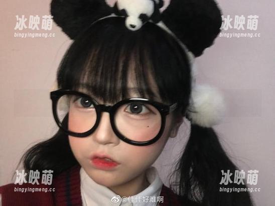 美图图包一发不可收拾，佳佳好难啊姐姐真是个尤物