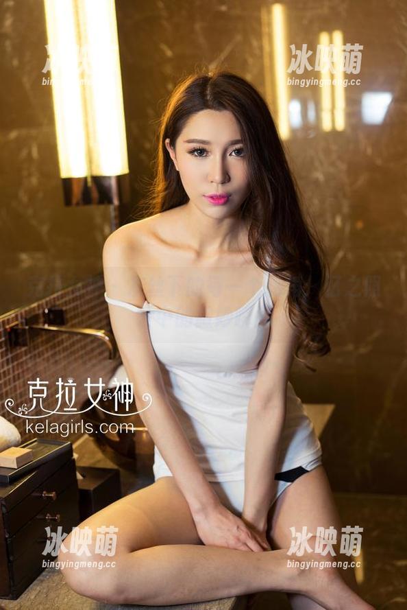 克拉女神 - 灰丝下的每一个拐角：忆之照片中的微妙瞬间