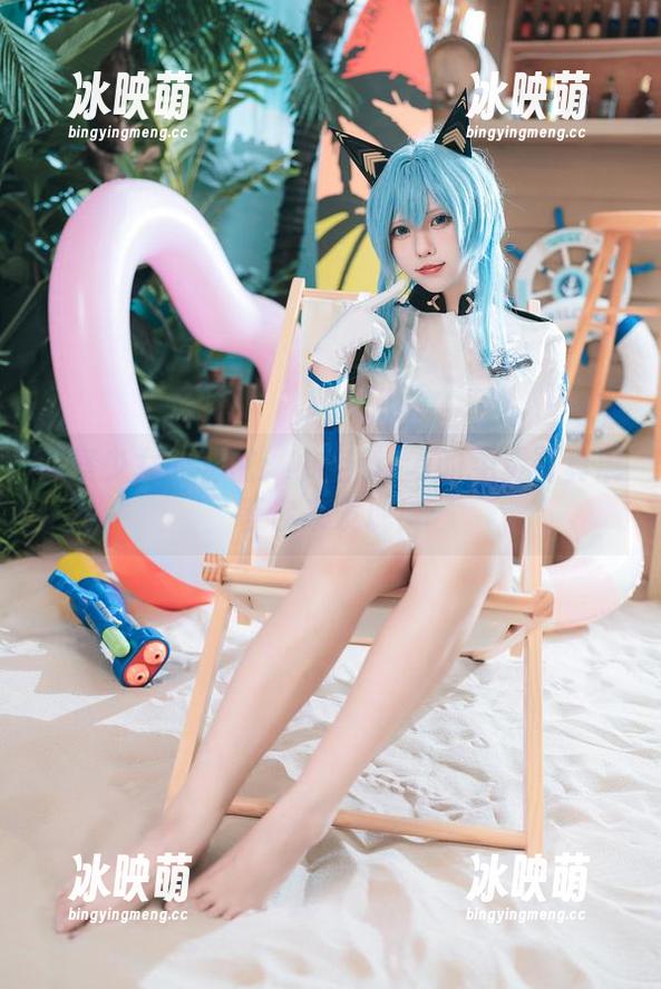 观察少女的秘密：小空sora的免费写真展等你来发现！