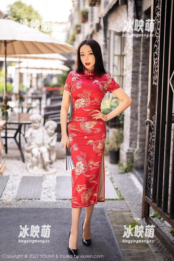 尤蜜荟 - 从南瓜到写真：SOLO-尹菲的万圣节壁纸，谁能拒绝？