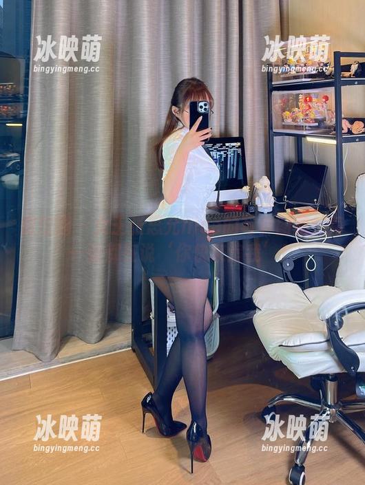 微密圈 - 女王张思允nice的写真图集：每一张都在说‘你快来追我’！
