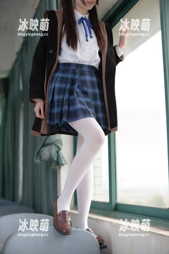 森萝财团黑丝水手服写真，全景展示“我就是要撒娇”的最佳姿势！