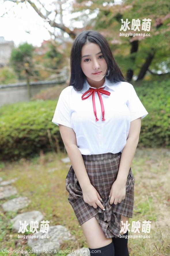 模范学院-夏笑笑Summer 模范学院 - 夏笑笑Summer校园走一遭,图集下载指南:快来打卡这些美丽角落!