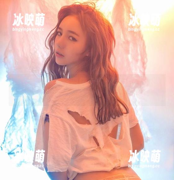 当体操服遇上洛丽塔大哥：写真中的青春气息