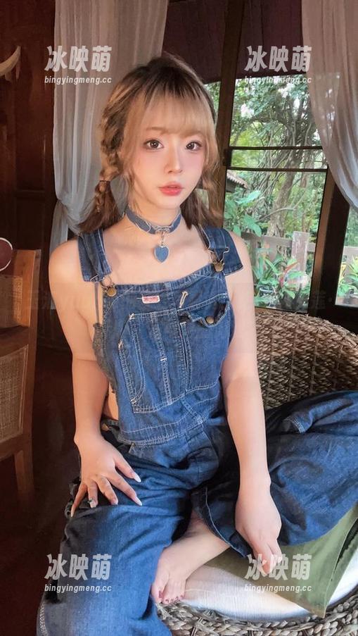 玉汇yuuhui的在线写真秀：绝区零-艾莲·乔版“光与影的游戏”