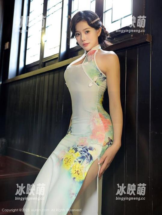 秀人网 - 小蛮妖_honey旅拍：高清美图，仿佛把心拍进了画里