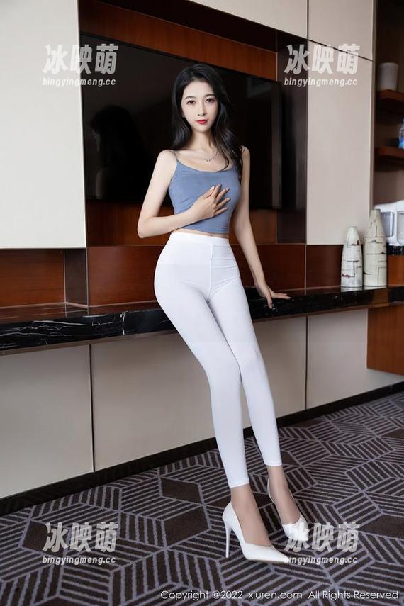 秀人网-谢芷馨Sindy 秀人网 - 谢芷馨Sindy的少女气质,图片中的每一秒都有故事在悄悄流淌。