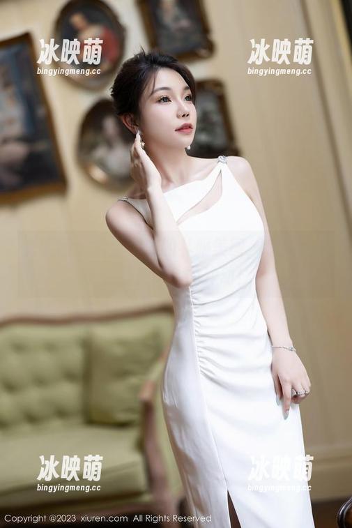 秀人网-金小依 秀人网 - 看金小依的礼服美图,我有种想去参加舞会的冲动!