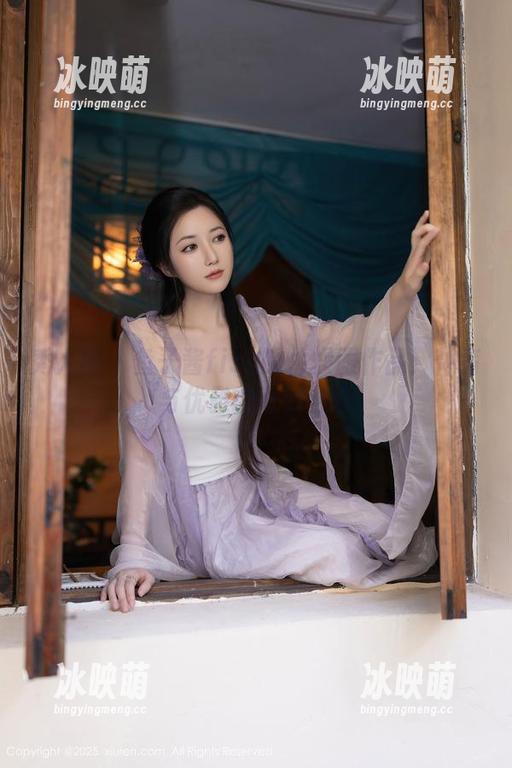 秀人网 - 鱼子酱fish的体操服作品：体育与优雅的奇妙融合