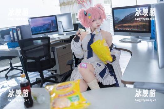 女孩的纸悦Etsu_ko私房：美丽背后的调皮瞬间