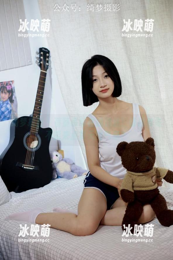 绮梦摄影 - 蔡蔡吊带在线速递！谁说秋冬不能来点夏天的气息？