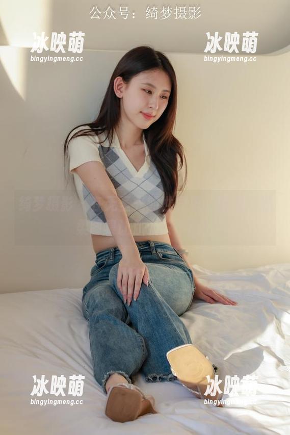 绮梦摄影-露露 绮梦摄影 - 在无圣光的世界里,露露的温柔图集让你心动不已!