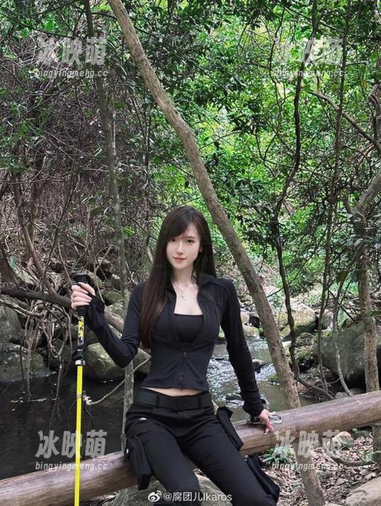 当腐团儿Ikaros遇上碧蓝航线，美图海洋中的一颗闪耀星星！