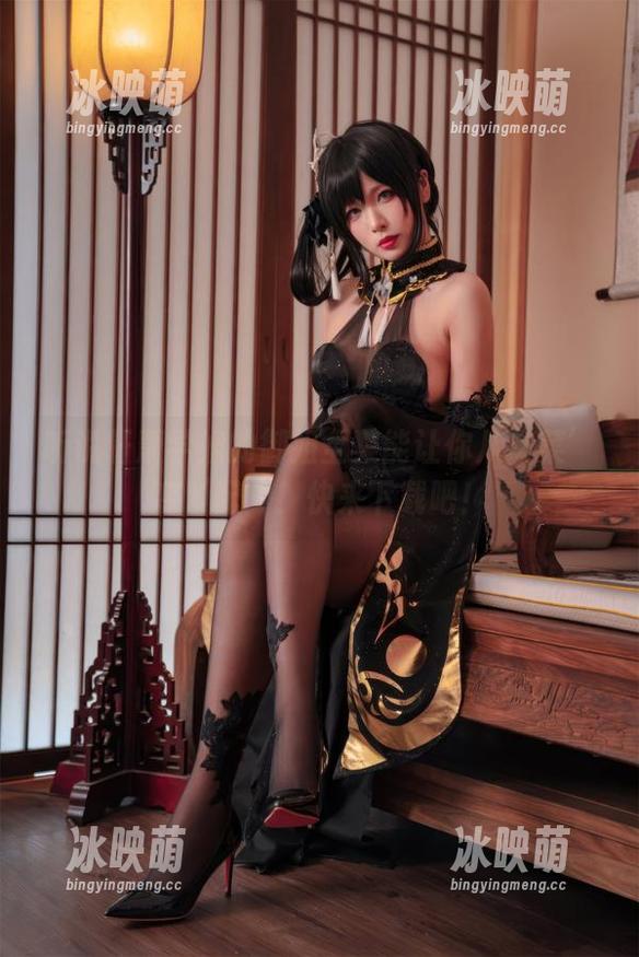 听说轩萧学姐的御姐全集能让你从‘菜’变‘配’！快来下载吧！