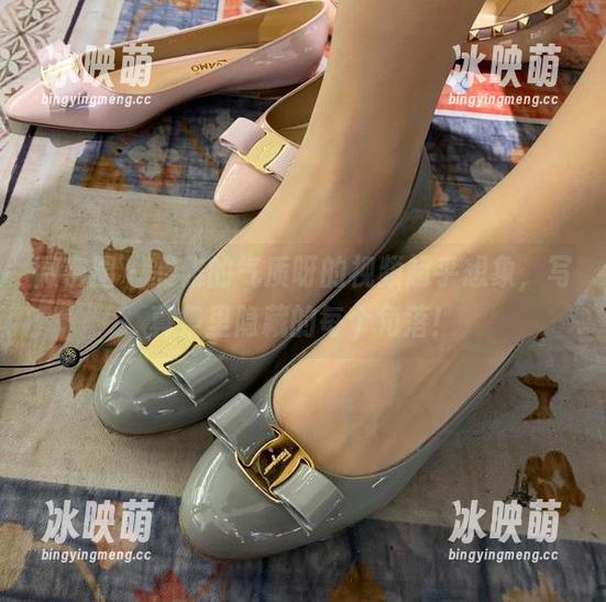 微密圈 - 雅雅的气质呀的视频超乎想象，写真集里隐藏的每个角落！
