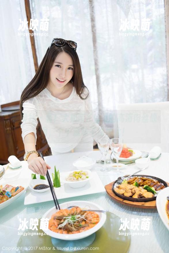 魅妍社 - 看！大奶昔Kyra的高清肉丝原图，个中滋味不过如此！